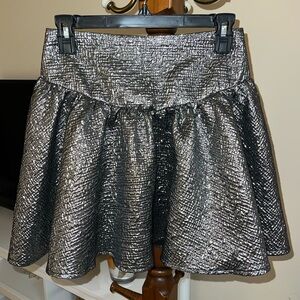 DO+BE Metallic Ruffle Mini Skort